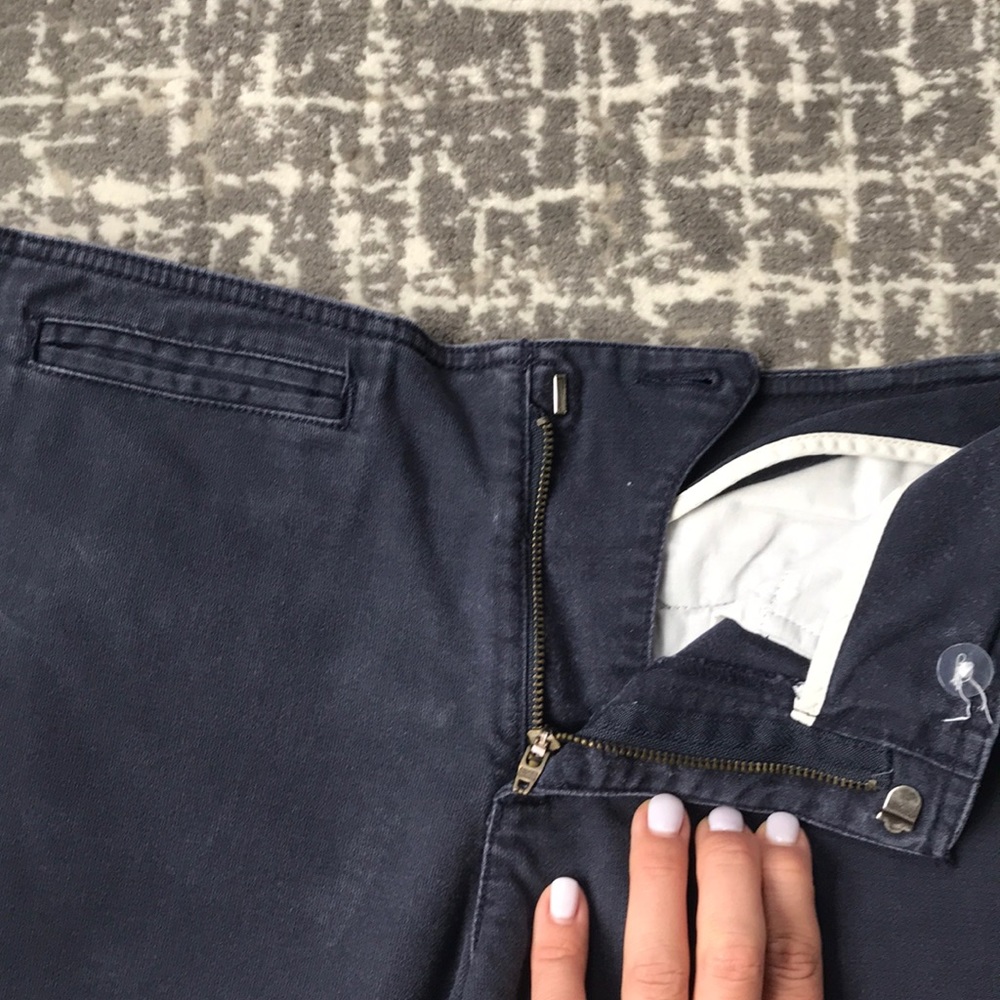 Abercrombie & Fitch khaki blue shorts - Picture 4 of 4